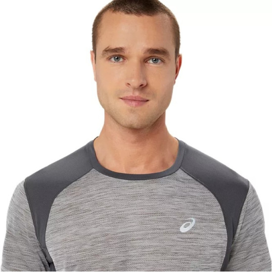 Camiseta Asics Road SS Top Gris